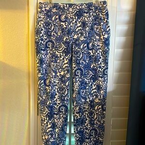Isaac Mizrahi Live blue and white paisley print fitted pant. Size 12T